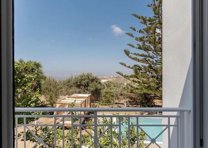 The Aegean Hideaway I Naxos