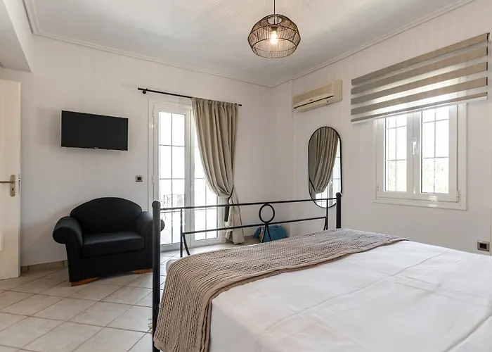 The Aegean Hideaway I Naxos